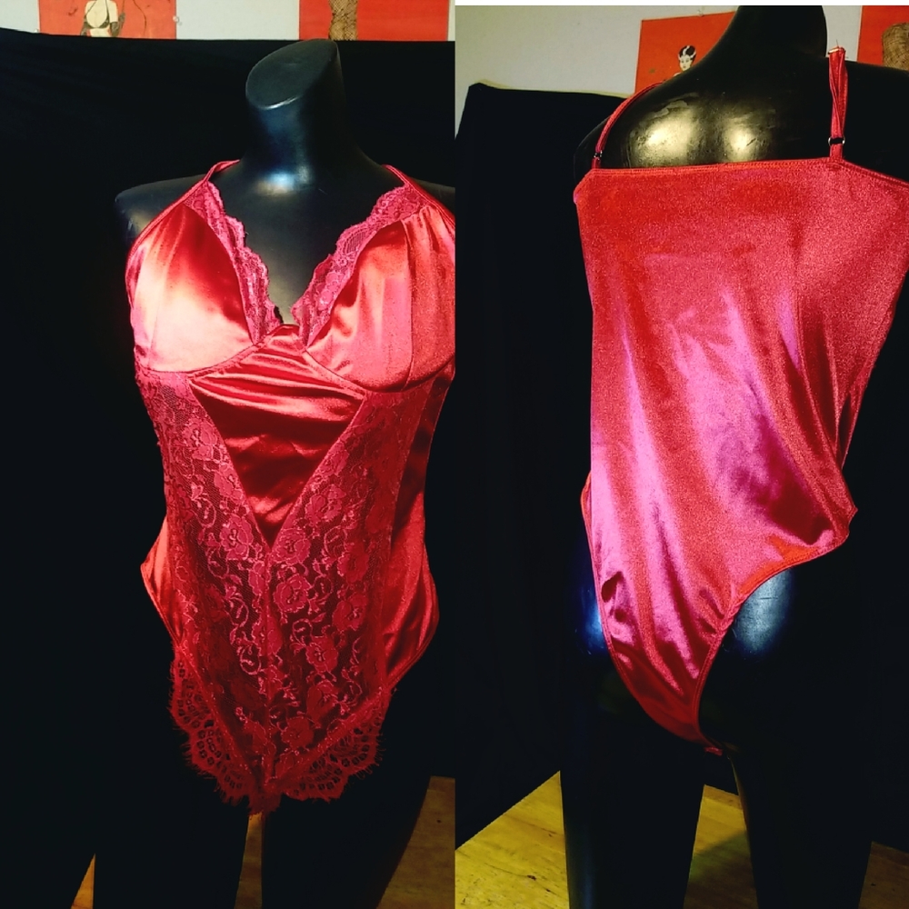 Bodysuit laced